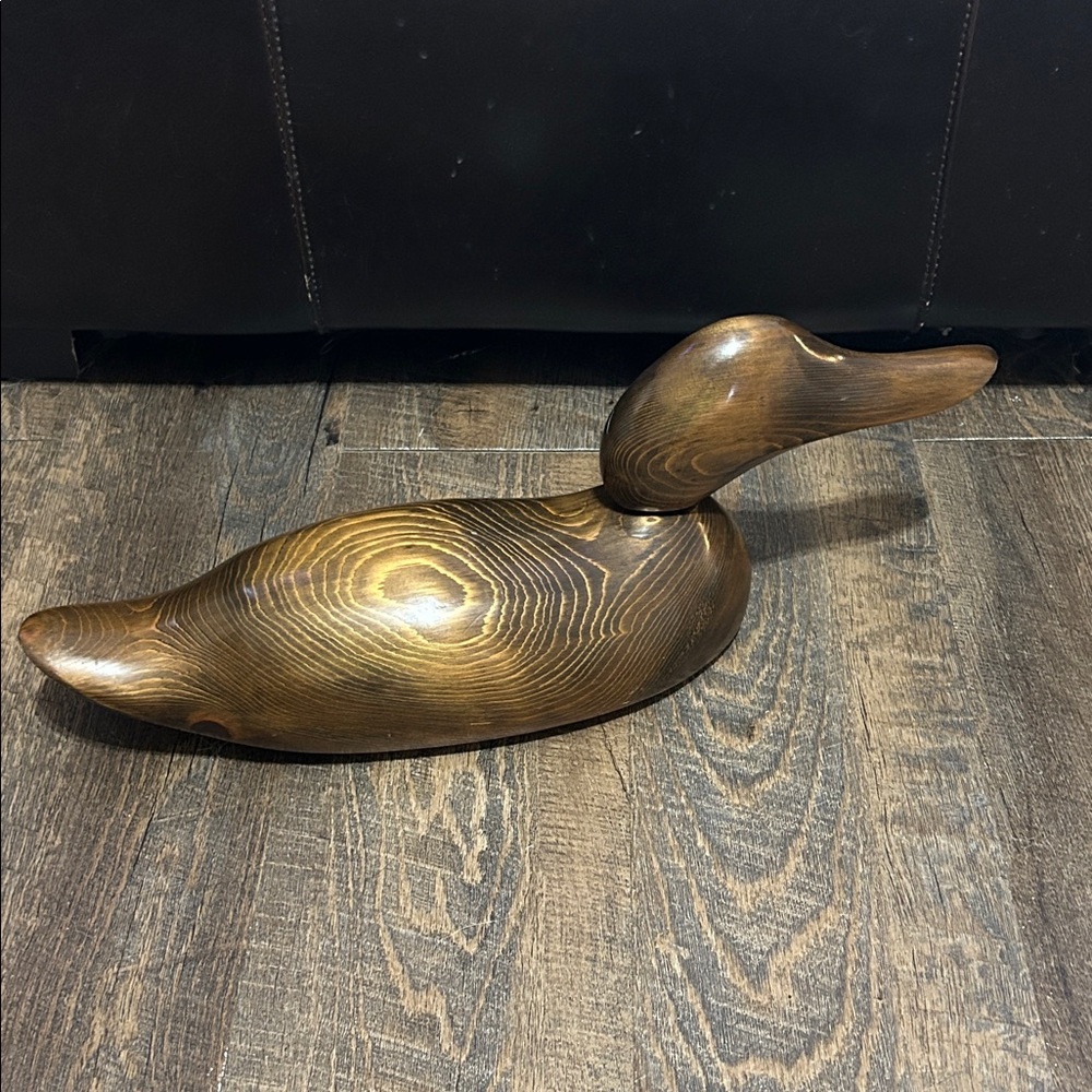 Vintage‎ Hand-Carved Wooden Duck Sculpture Brown Swivel head Signed Large